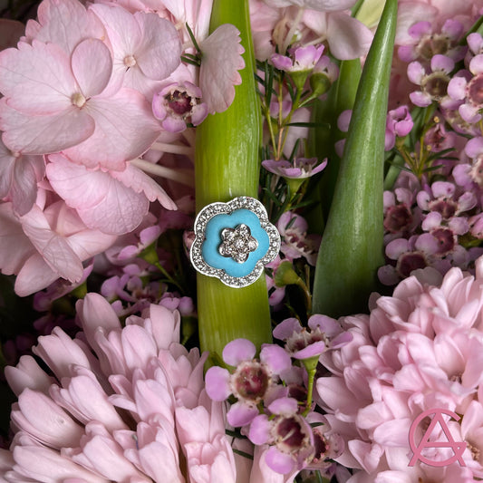 Love is blooming – is it time to find the perfect ring?