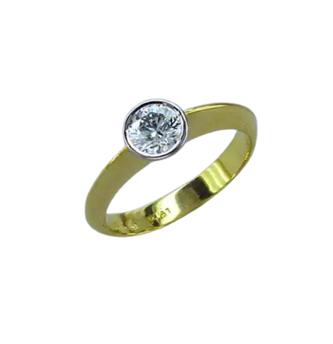 Round Diamond Solitaire Engagement Ring