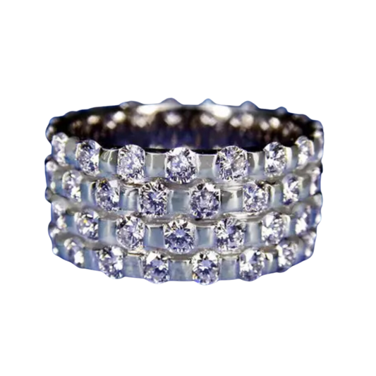 Alliance éternité à quatre rangées de diamants