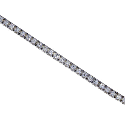 Bracelet tennis serti de griffes de diamants