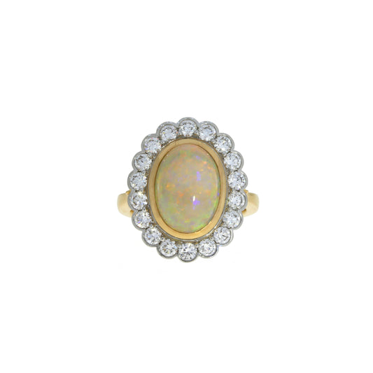 Bague en opale et diamant à dôme élevé