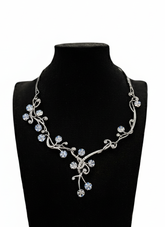 Moonstone Collier