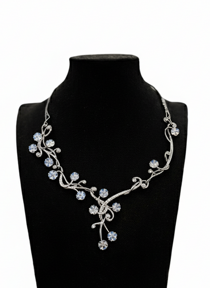 Moonstone Collier